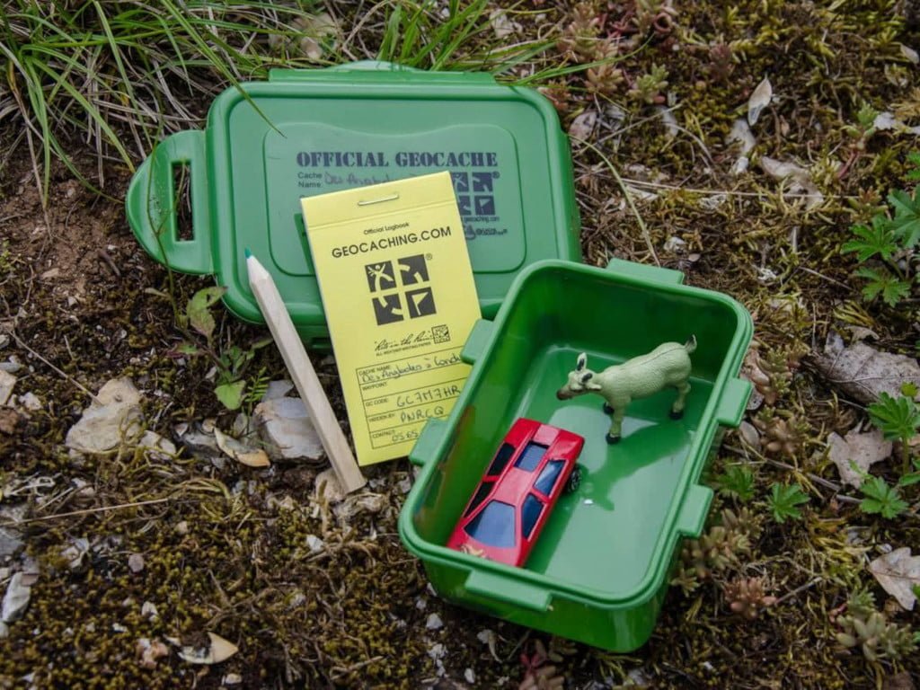 Boîte de géocaching