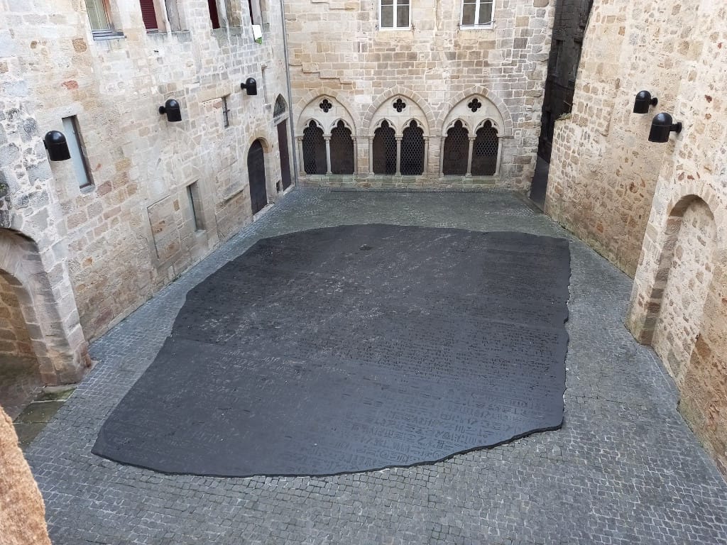 Figeac - La place des Écritures