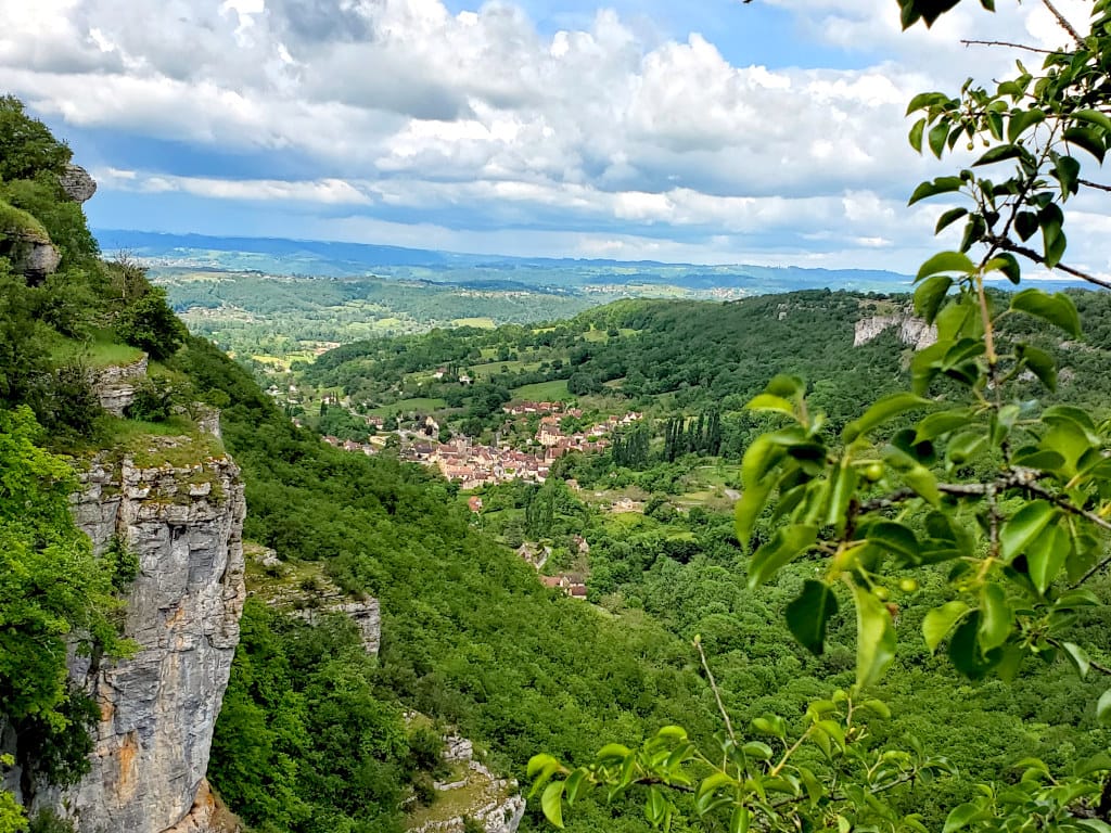 Lire la suite à propos de l’article Où trouver les plus beaux points de vue du Lot ? Mon guide des 11 panoramas par secteur