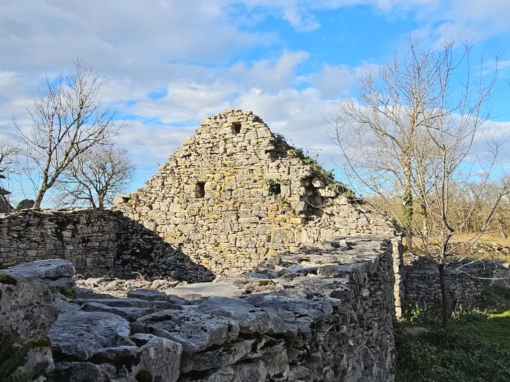 Vue du hameau de Barrières (Miers, Lot)