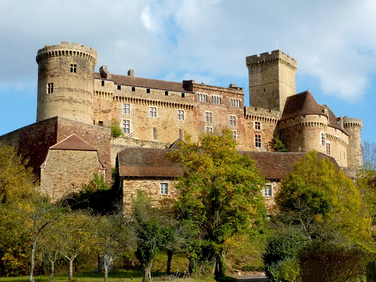 ChĂąteau de Castelnau-Bretenoux