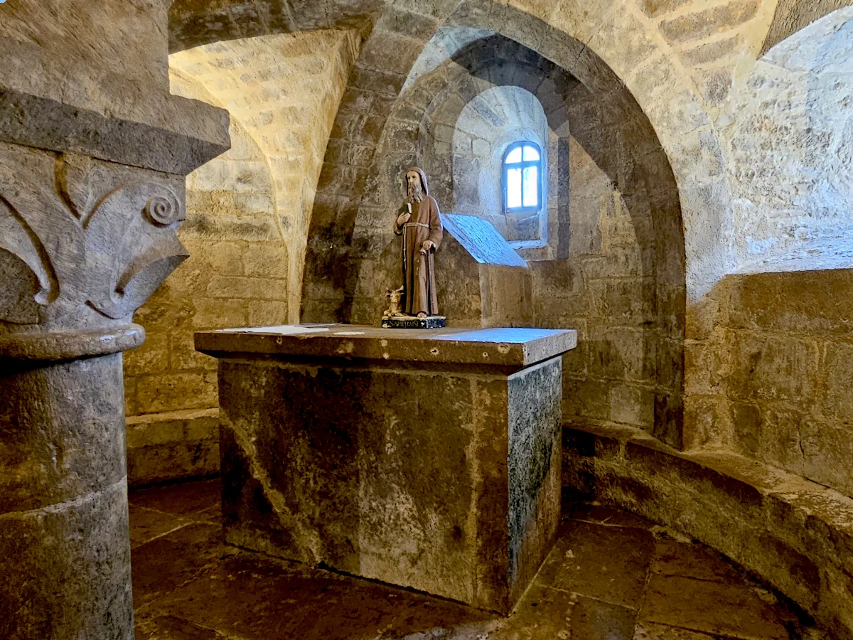 Saint Namphaise, l’ermite du Lot qui fait encore parler les pierres